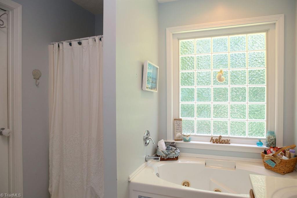 392 Arbor Trail