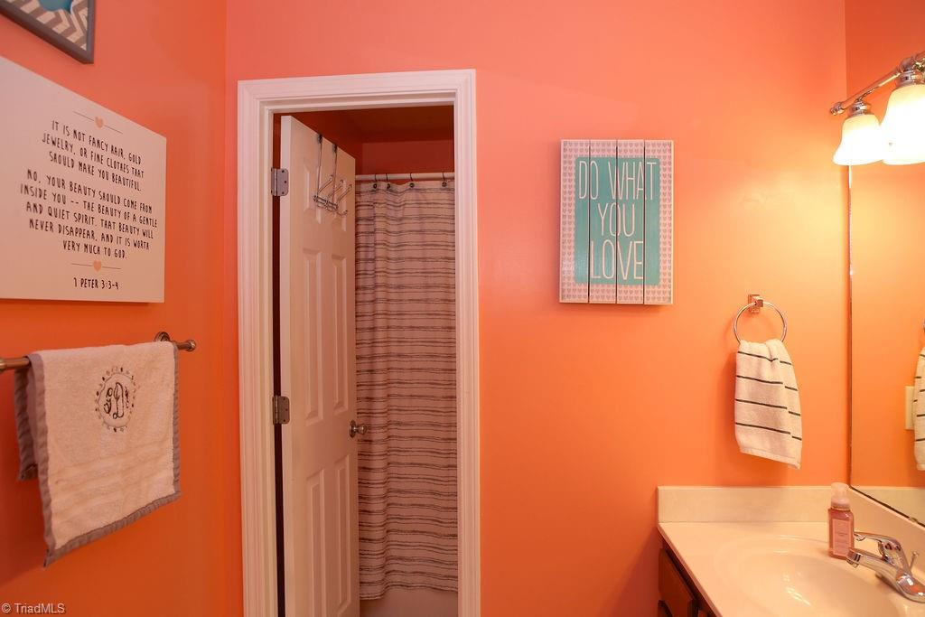 392 Arbor Trail