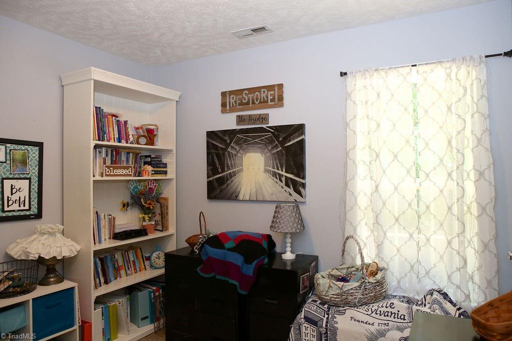 392 Arbor Trail
