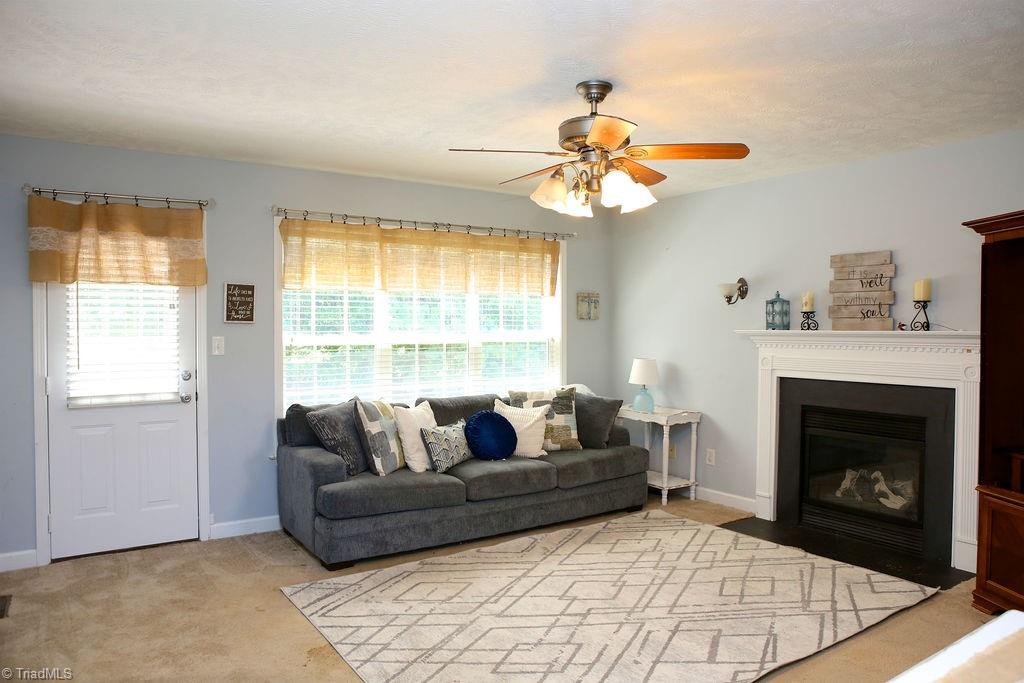 392 Arbor Trail
