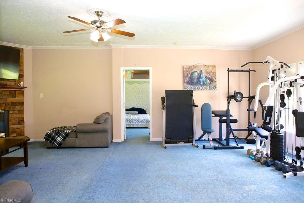 1212 Yates Road