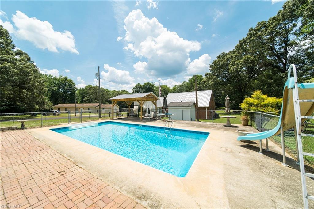 5380 Green Drive