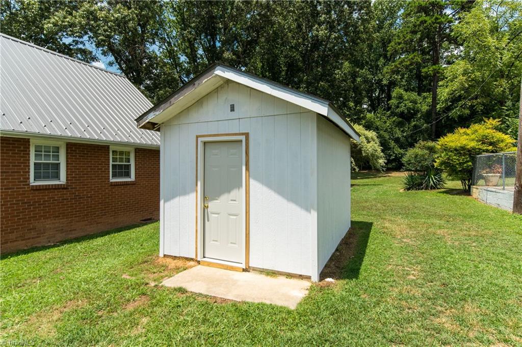 5380 Green Drive