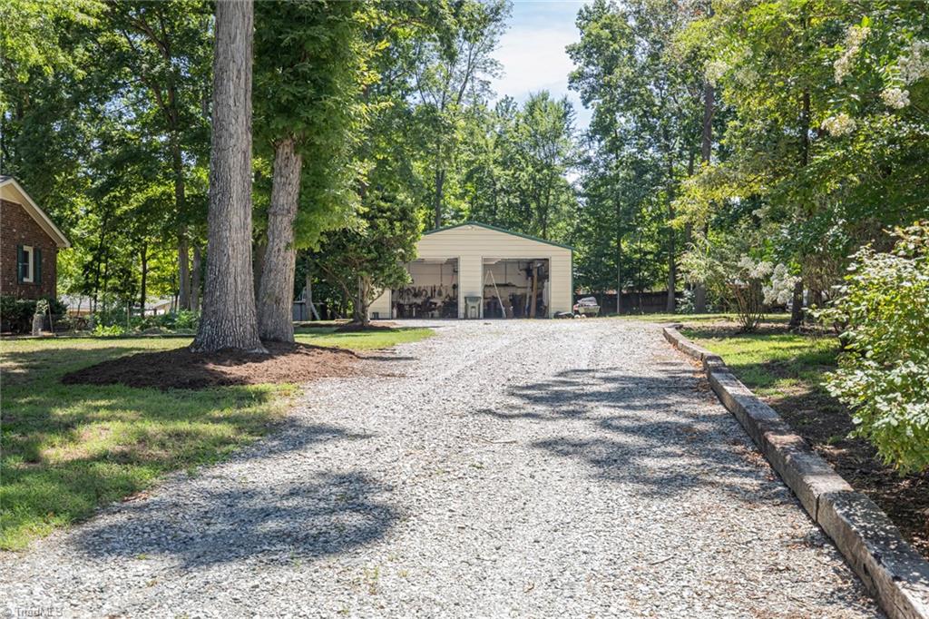 1001 Springwood Lane