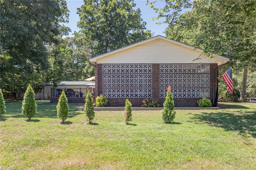 1001 Springwood Lane