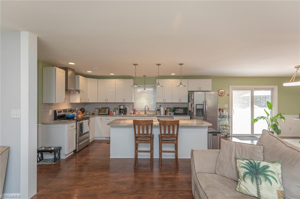 1001 Springwood Lane