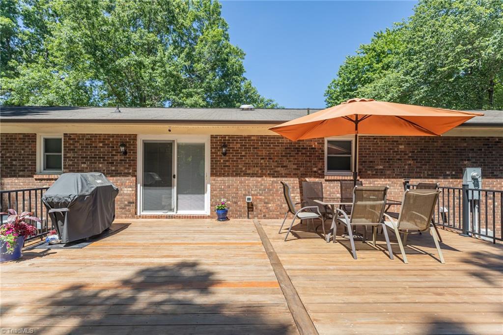 1001 Springwood Lane