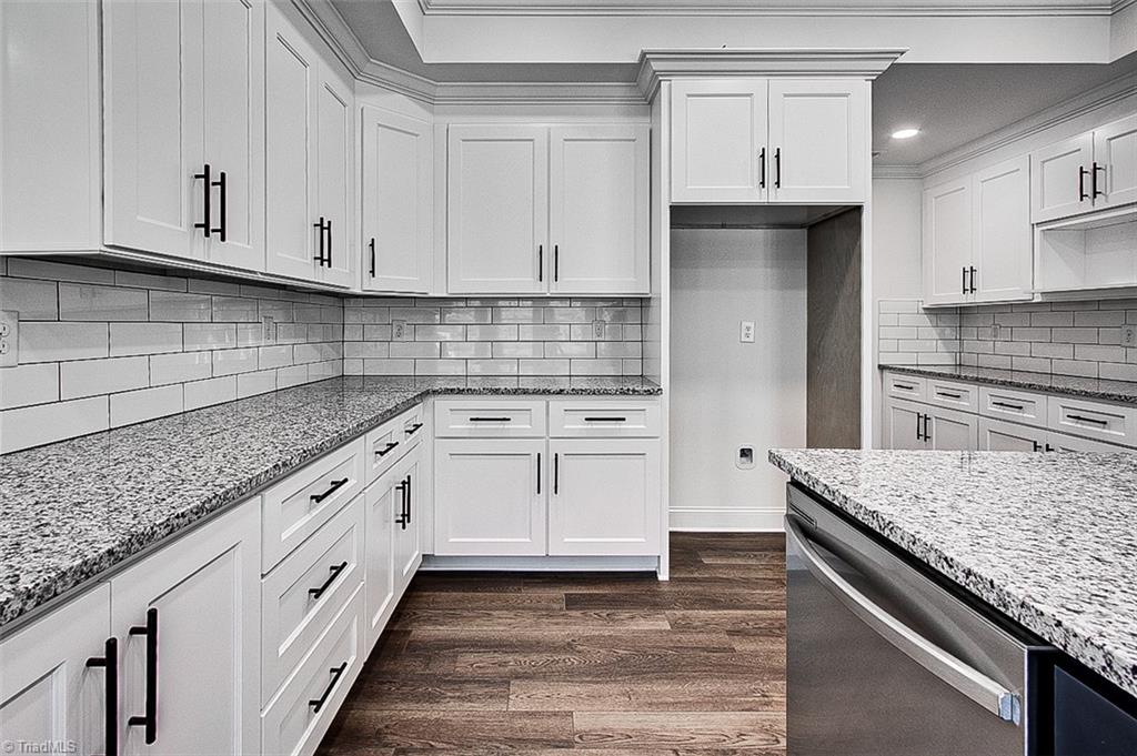 3096 Gallimore Dairy Road