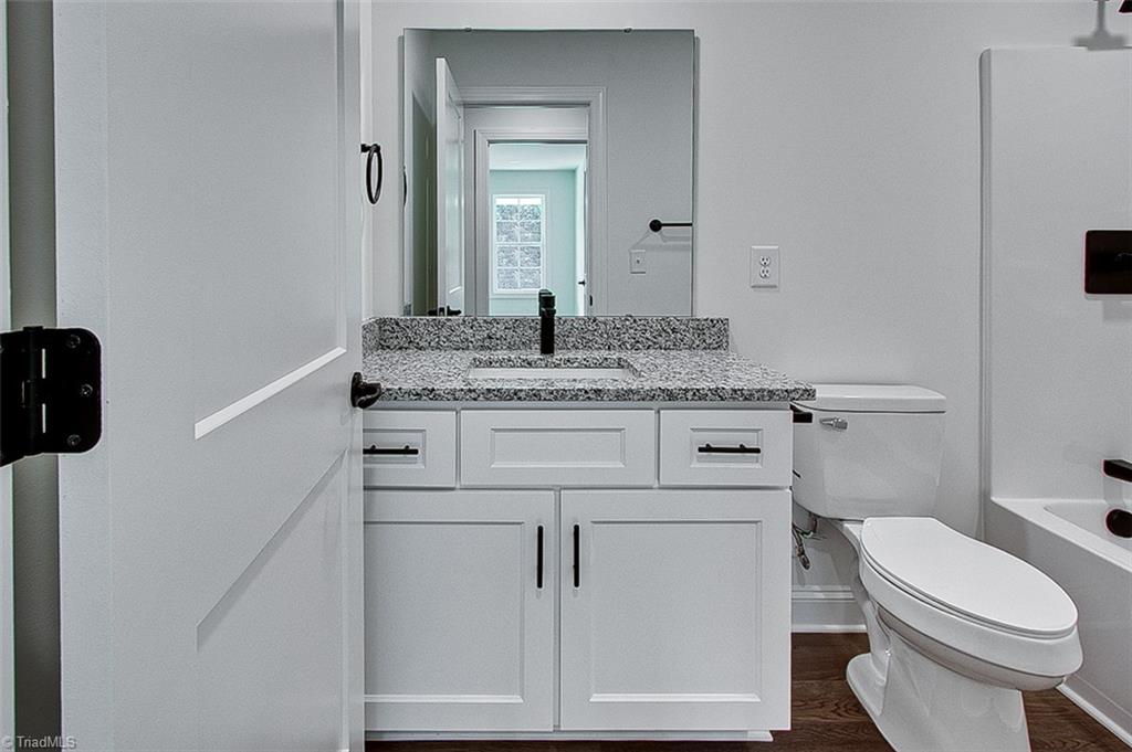 3096 Gallimore Dairy Road