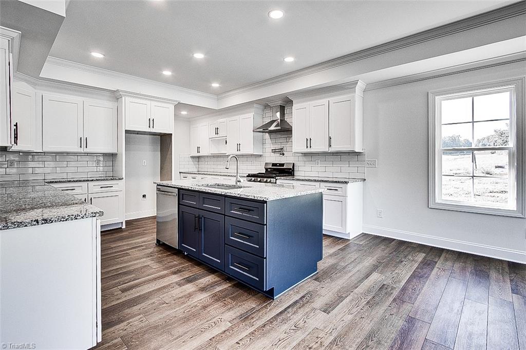 3096 Gallimore Dairy Road