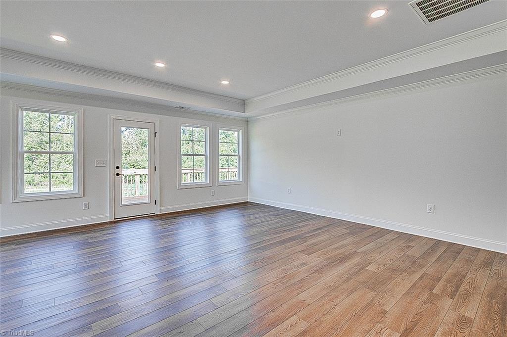 3096 Gallimore Dairy Road