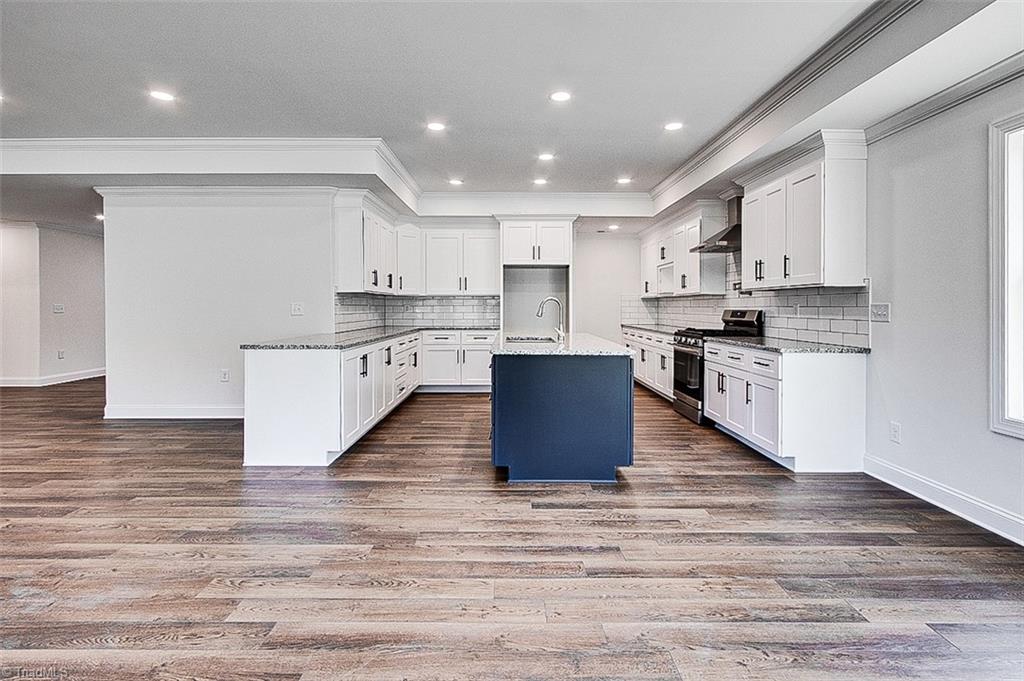 3096 Gallimore Dairy Road