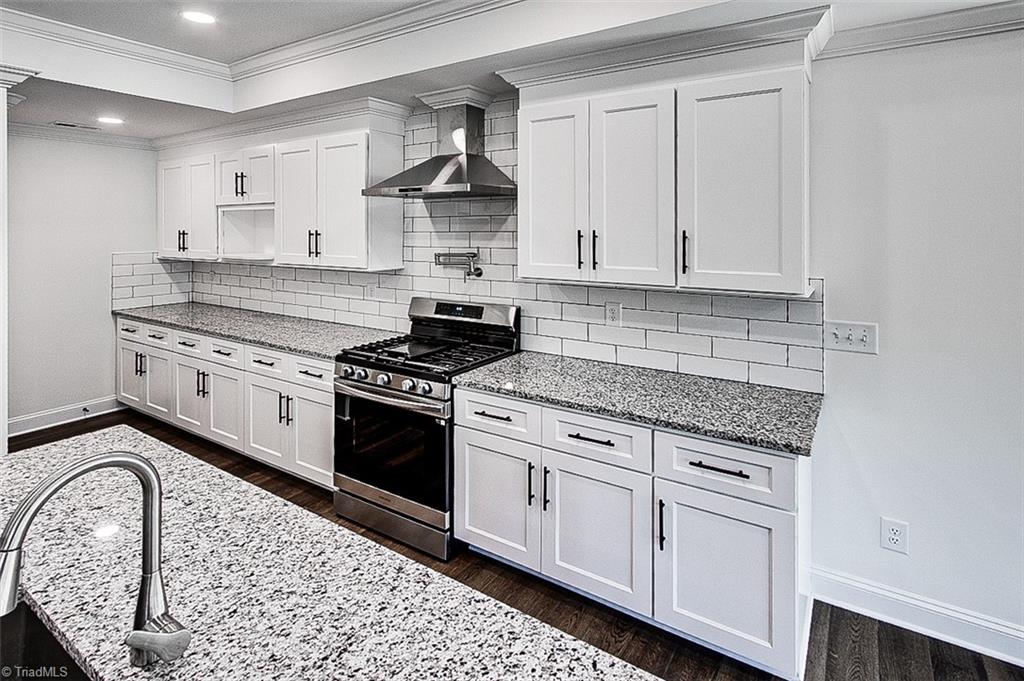 3096 Gallimore Dairy Road