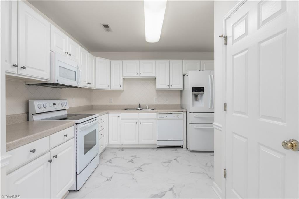 1020 Old Creek Crossing Lane