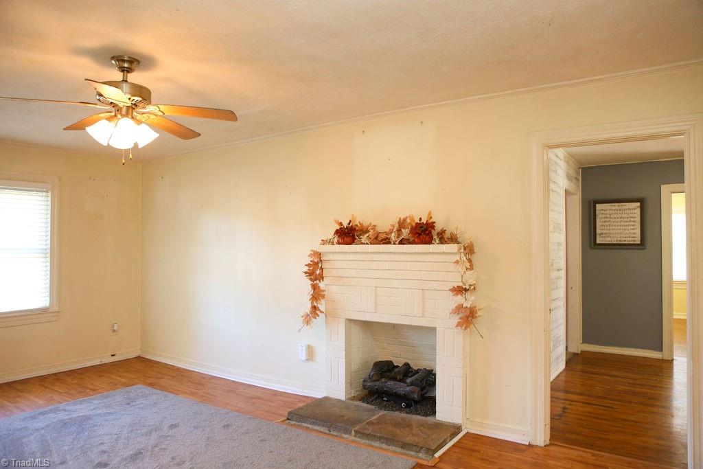 905 S Fayetteville Street