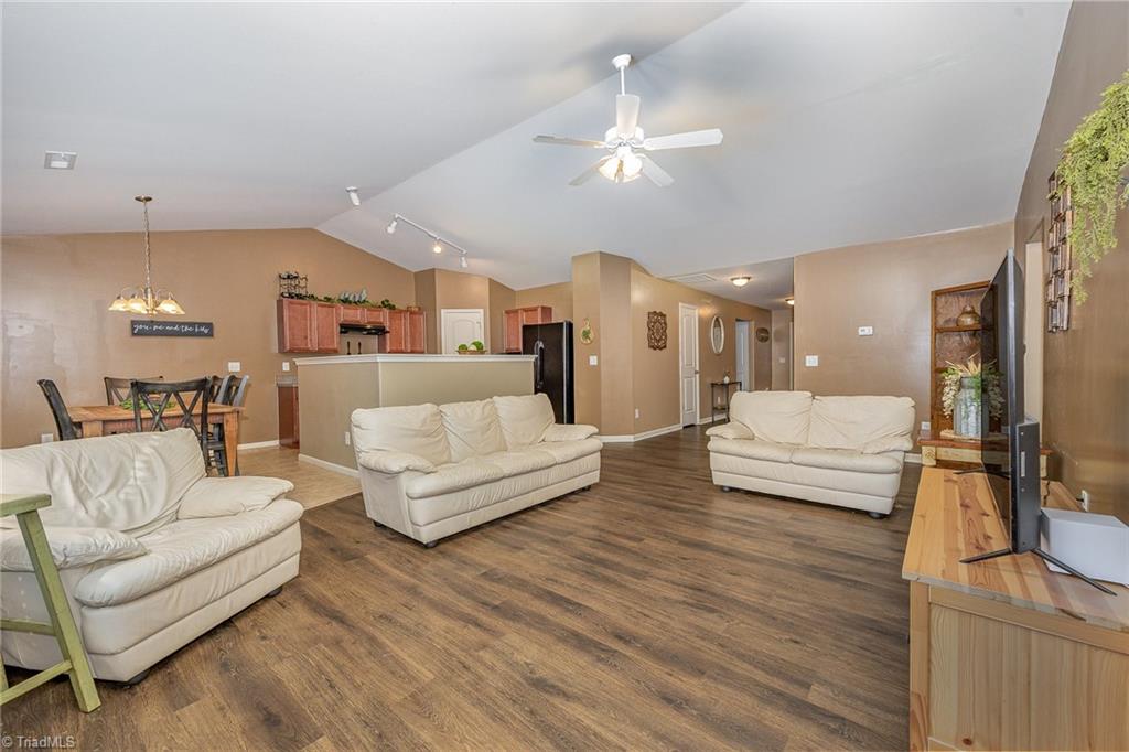 123 Bouldin Court