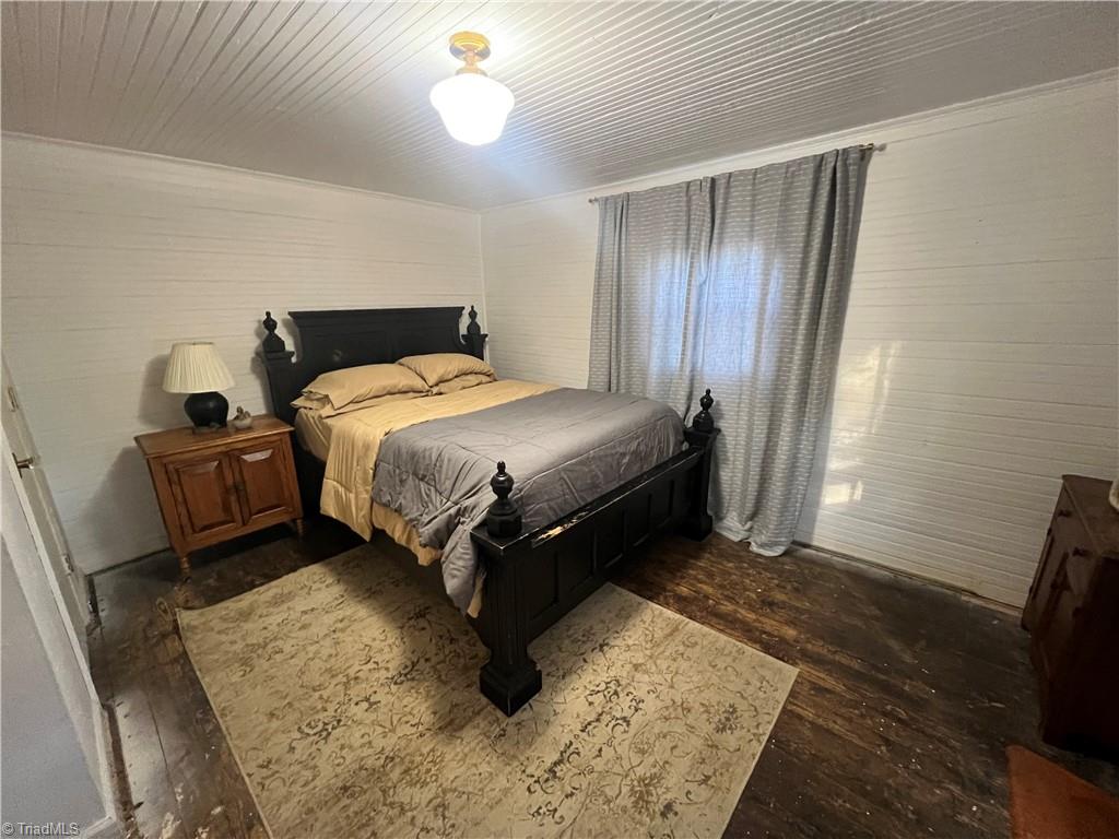 216 2nd Street