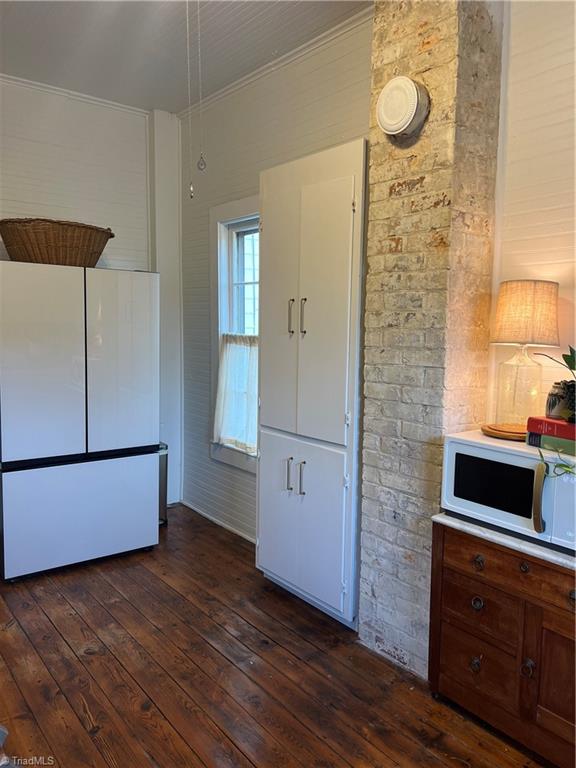216 2nd Street