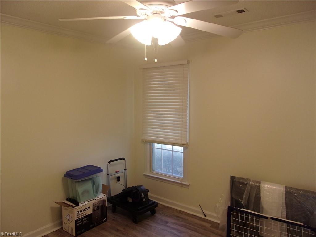 2511 White Fence Way