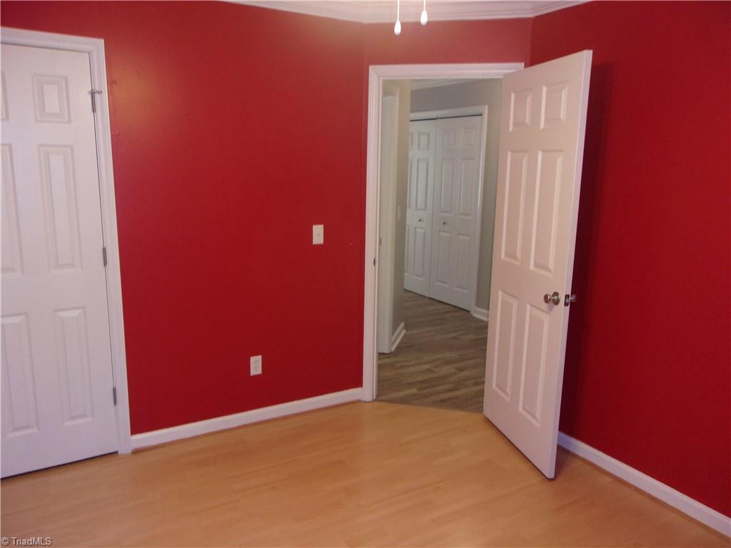 2511 White Fence Way