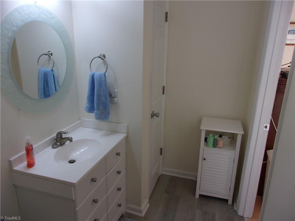 2511 White Fence Way