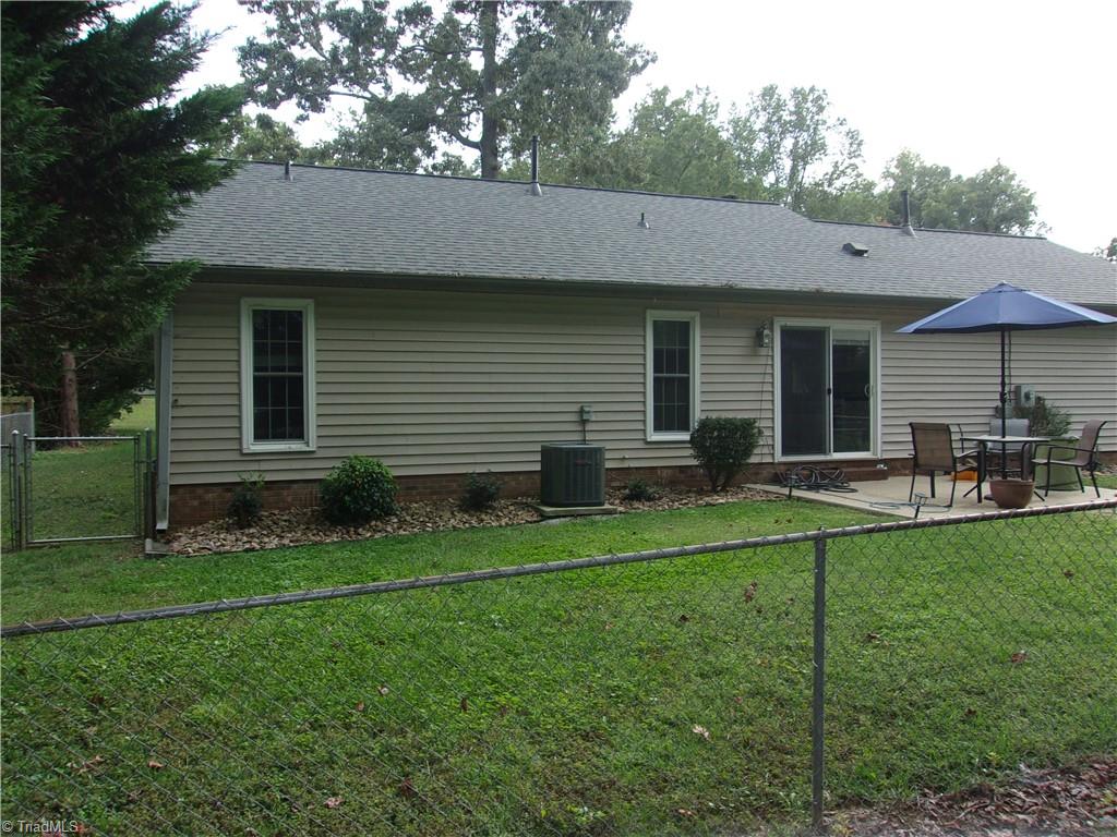 2511 White Fence Way