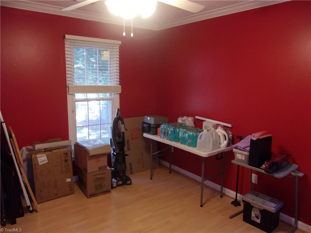 2511 White Fence Way