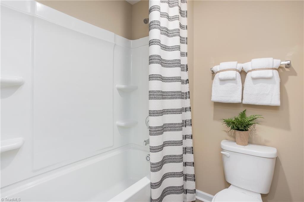 221 Tanager Trail