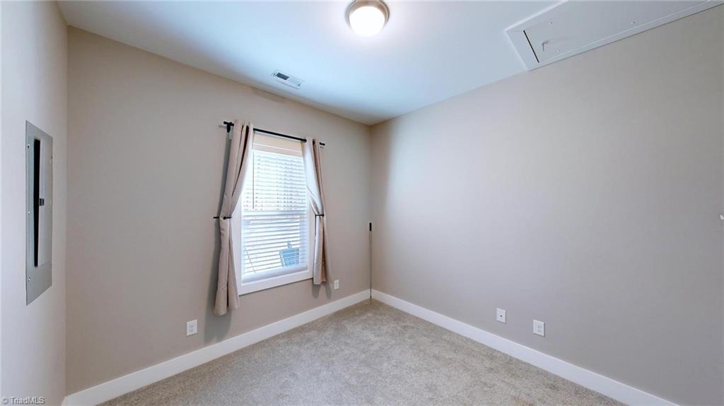 1123 Black Road
