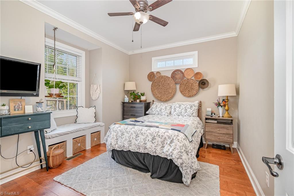 3827 Tarmac Drive