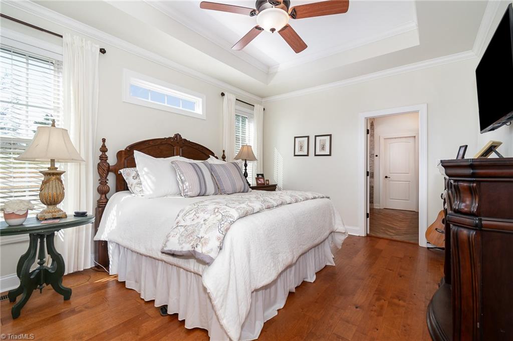 3827 Tarmac Drive