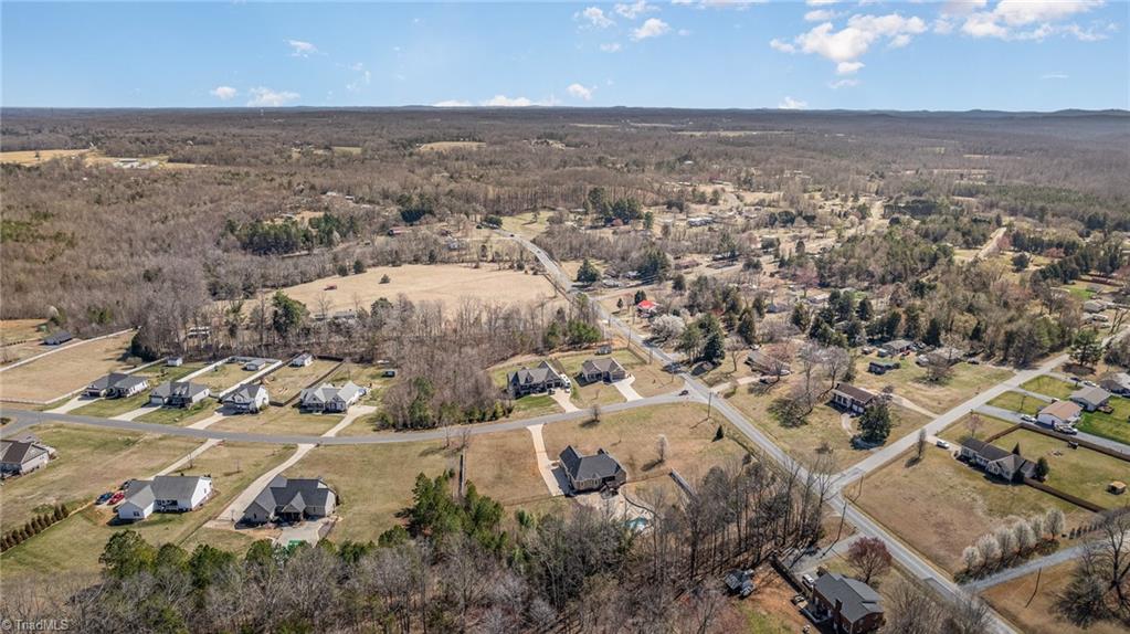 3827 Tarmac Drive