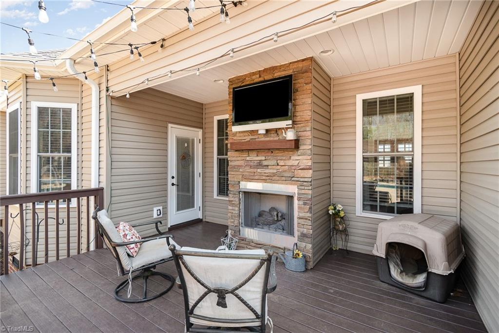 3827 Tarmac Drive