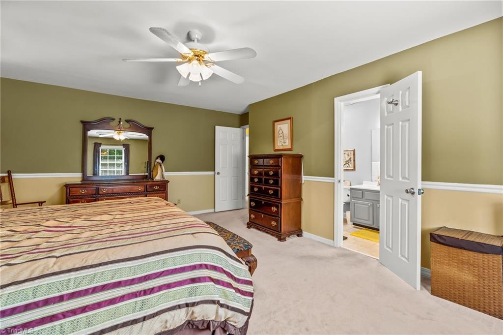 3866 Creekview Drive