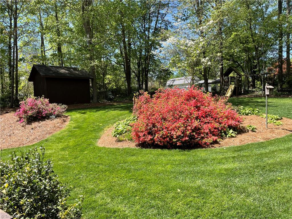 3866 Creekview Drive
