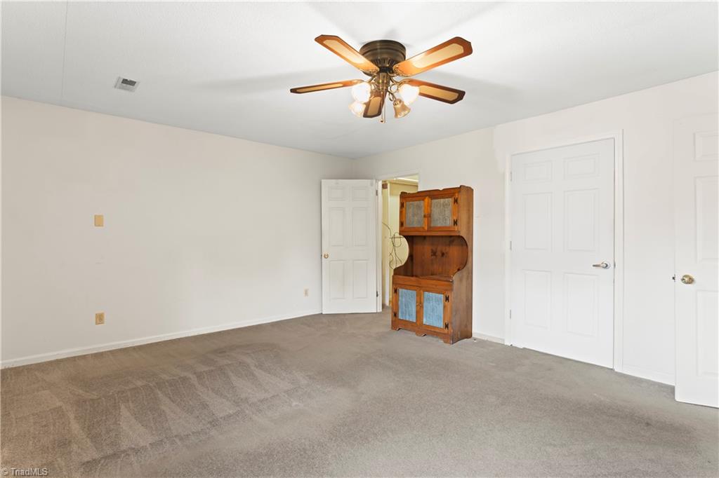 320 Forest Park Drive