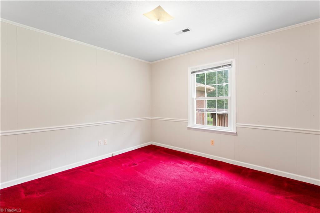 320 Forest Park Drive