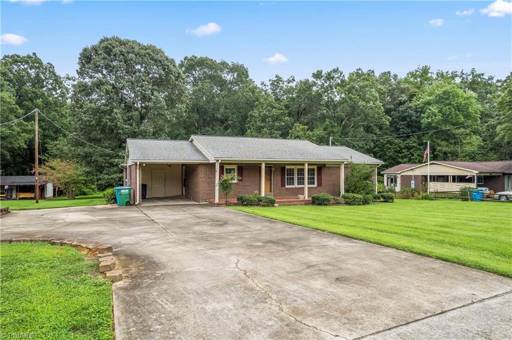 320 Forest Park Drive
