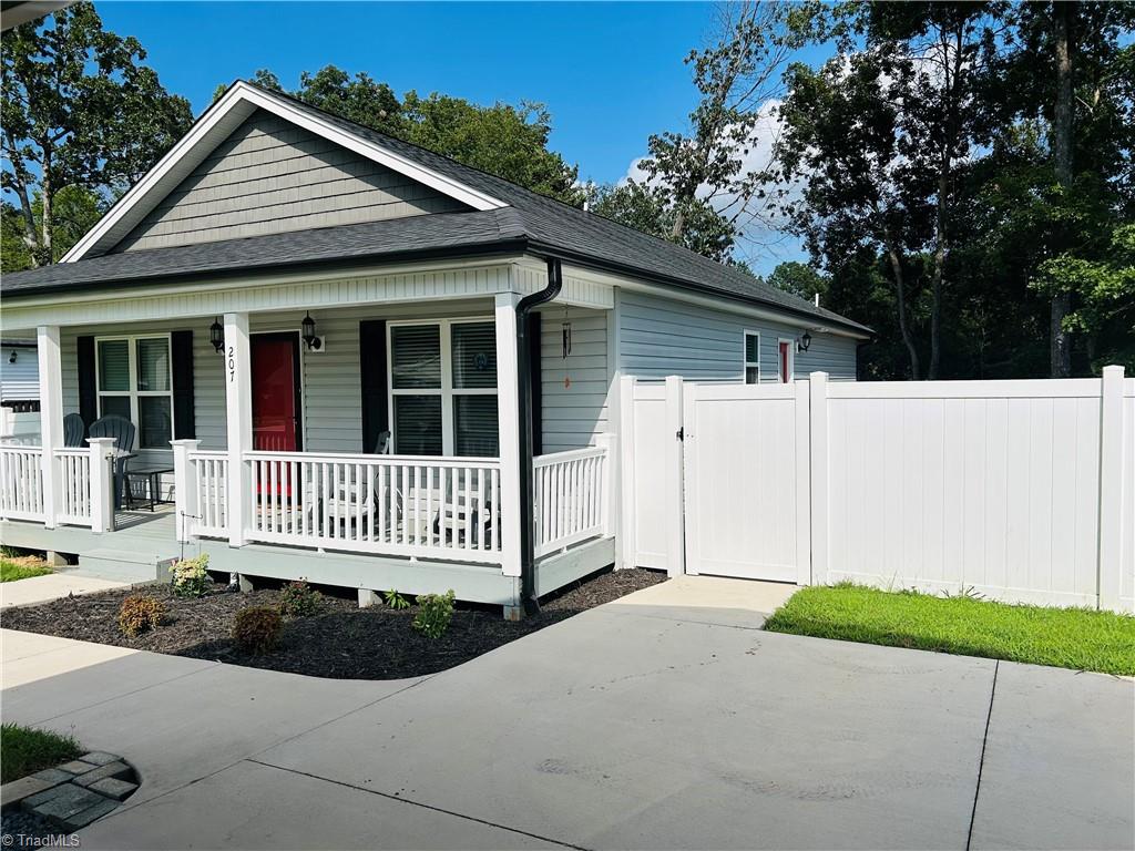 207 Bethlehem Avenue