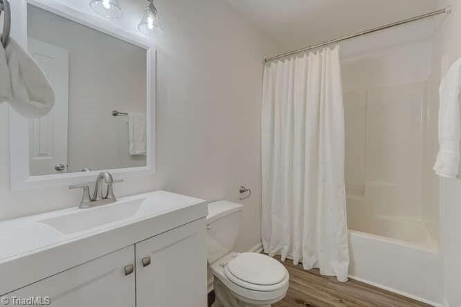 210 Larkspur Lane, Thomasville