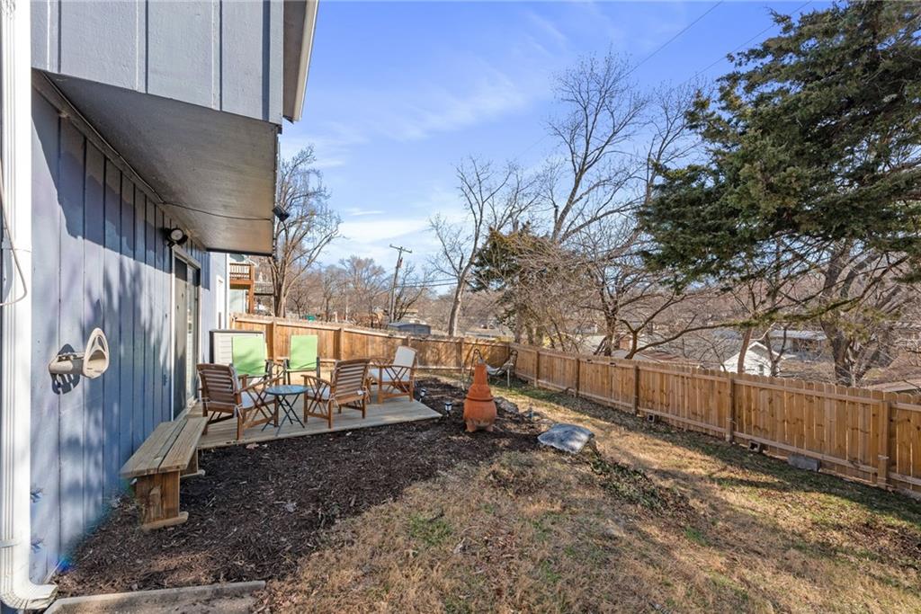 908 Chalk Hill Court