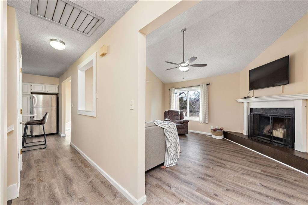 908 Chalk Hill Court