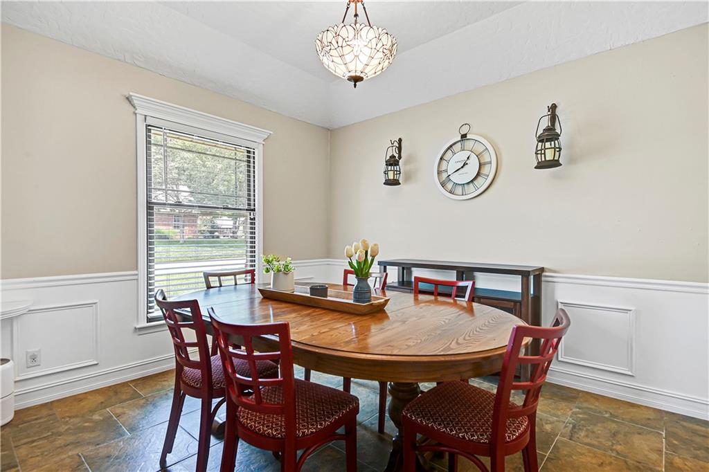 10203 NW 67TH Street
