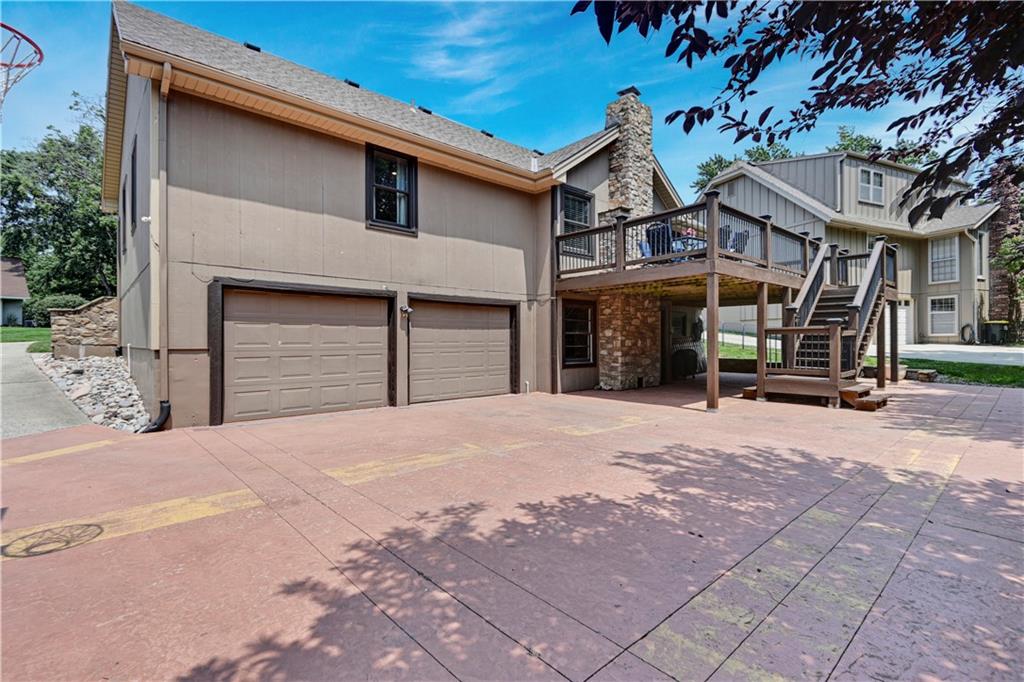 10203 NW 67TH Street