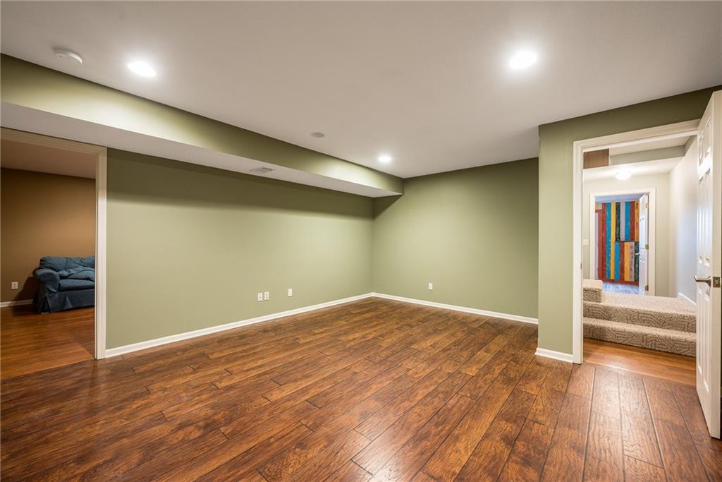 19050 255th Street