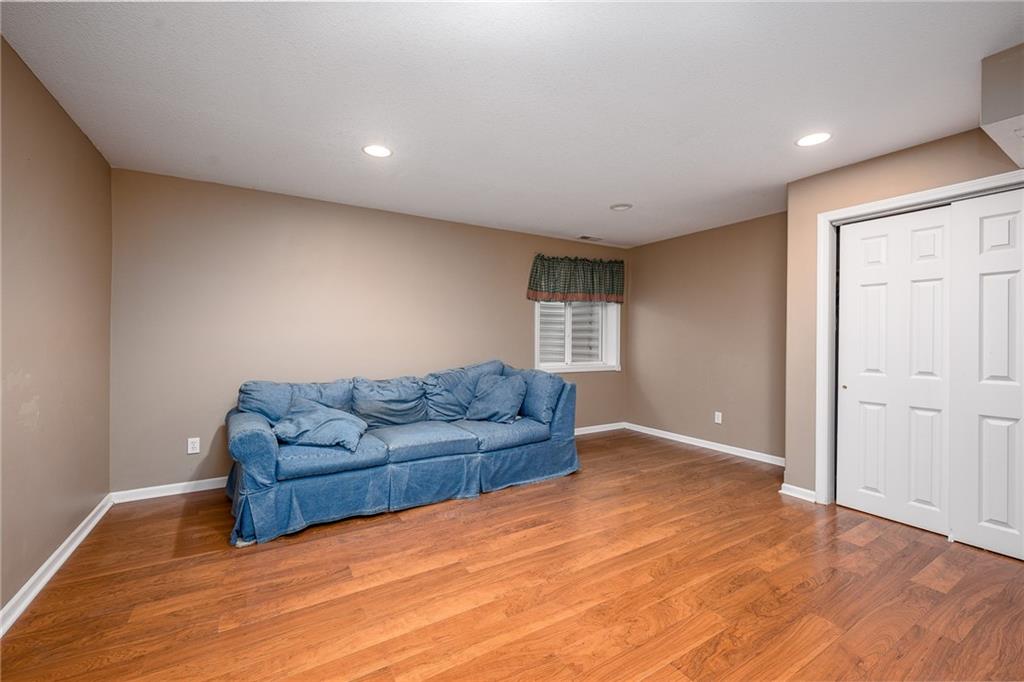 19050 255th Street