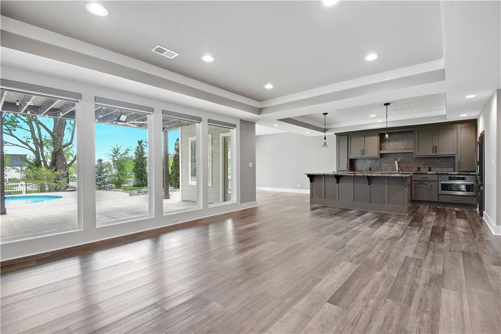 11212 W 170th Place