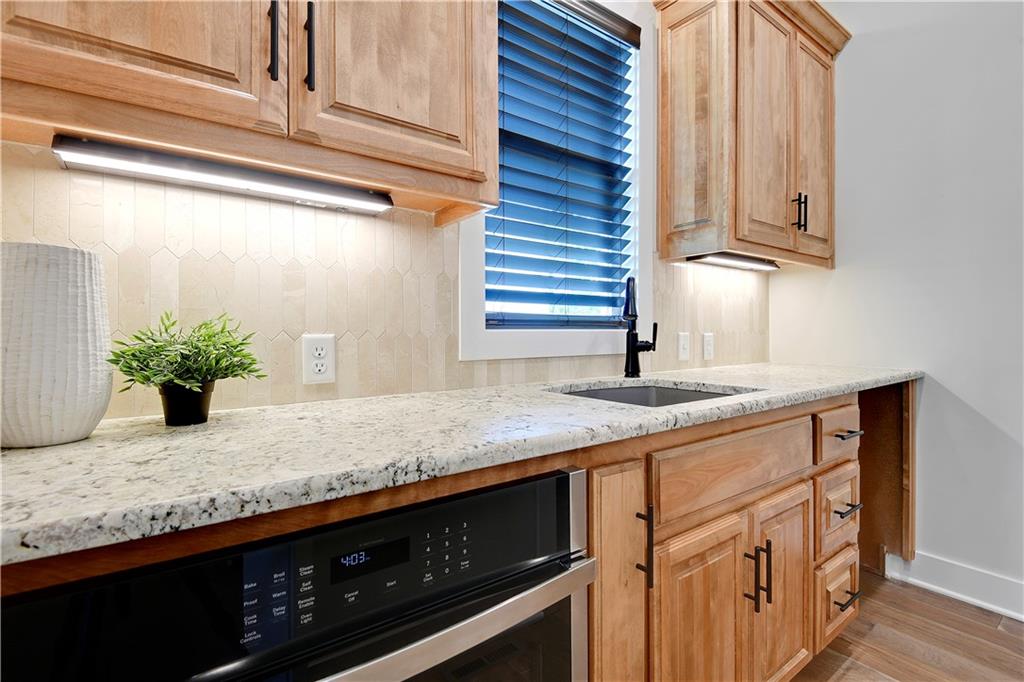 11212 W 170th Place
