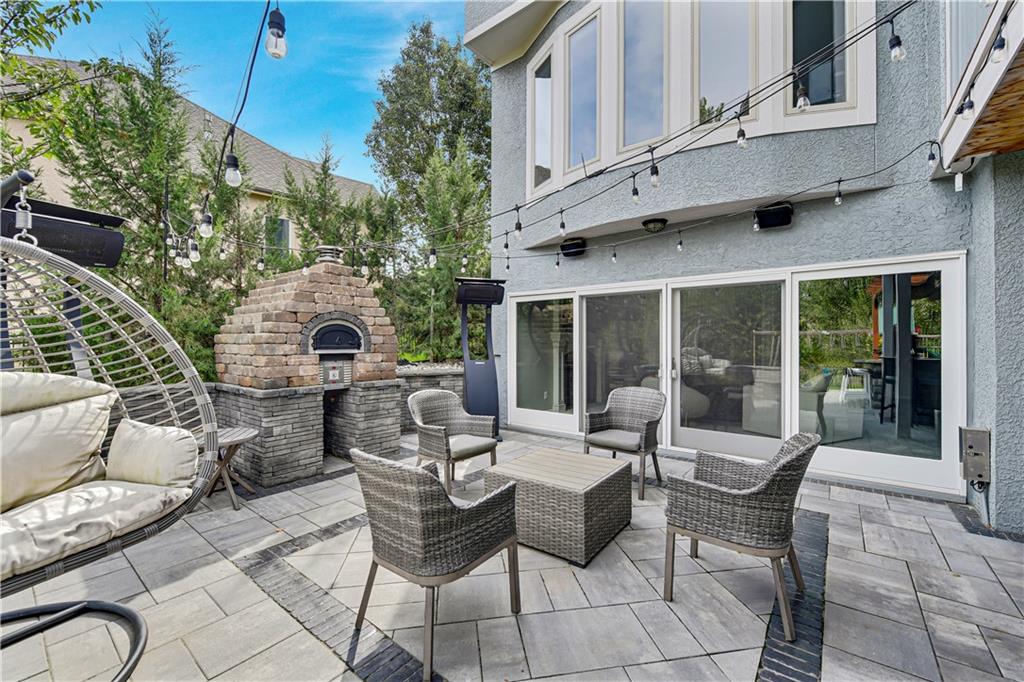 16808 Bluejacket Street