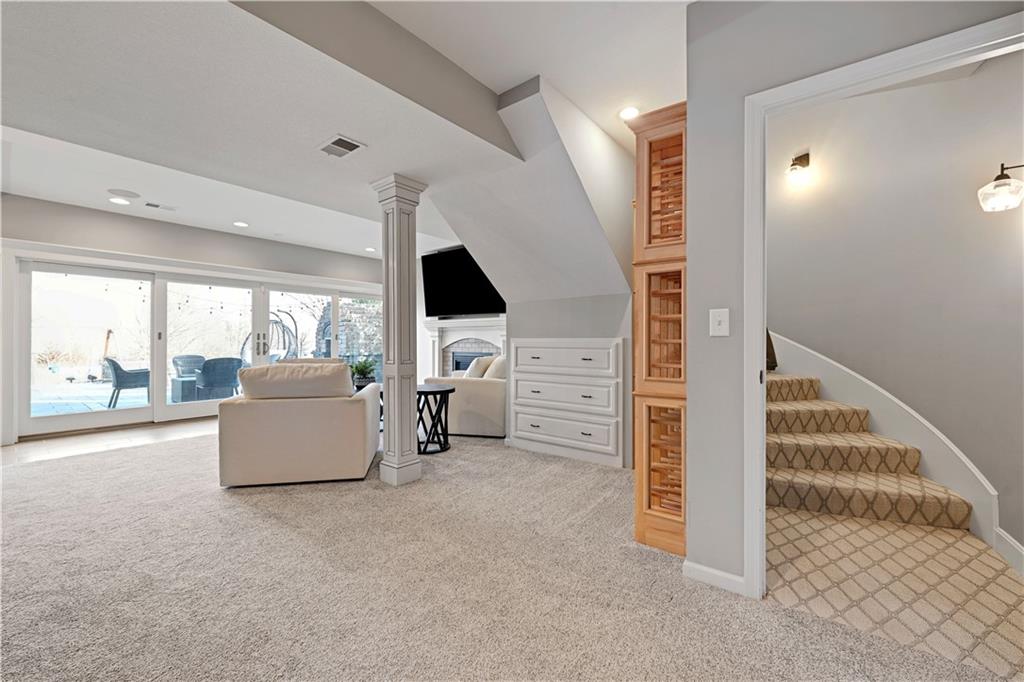 16808 Bluejacket Street